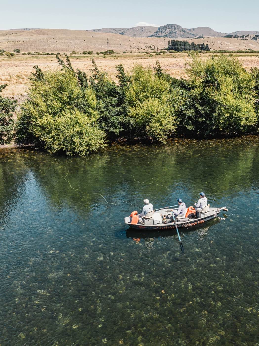 A float trip on a northern Patagonia river